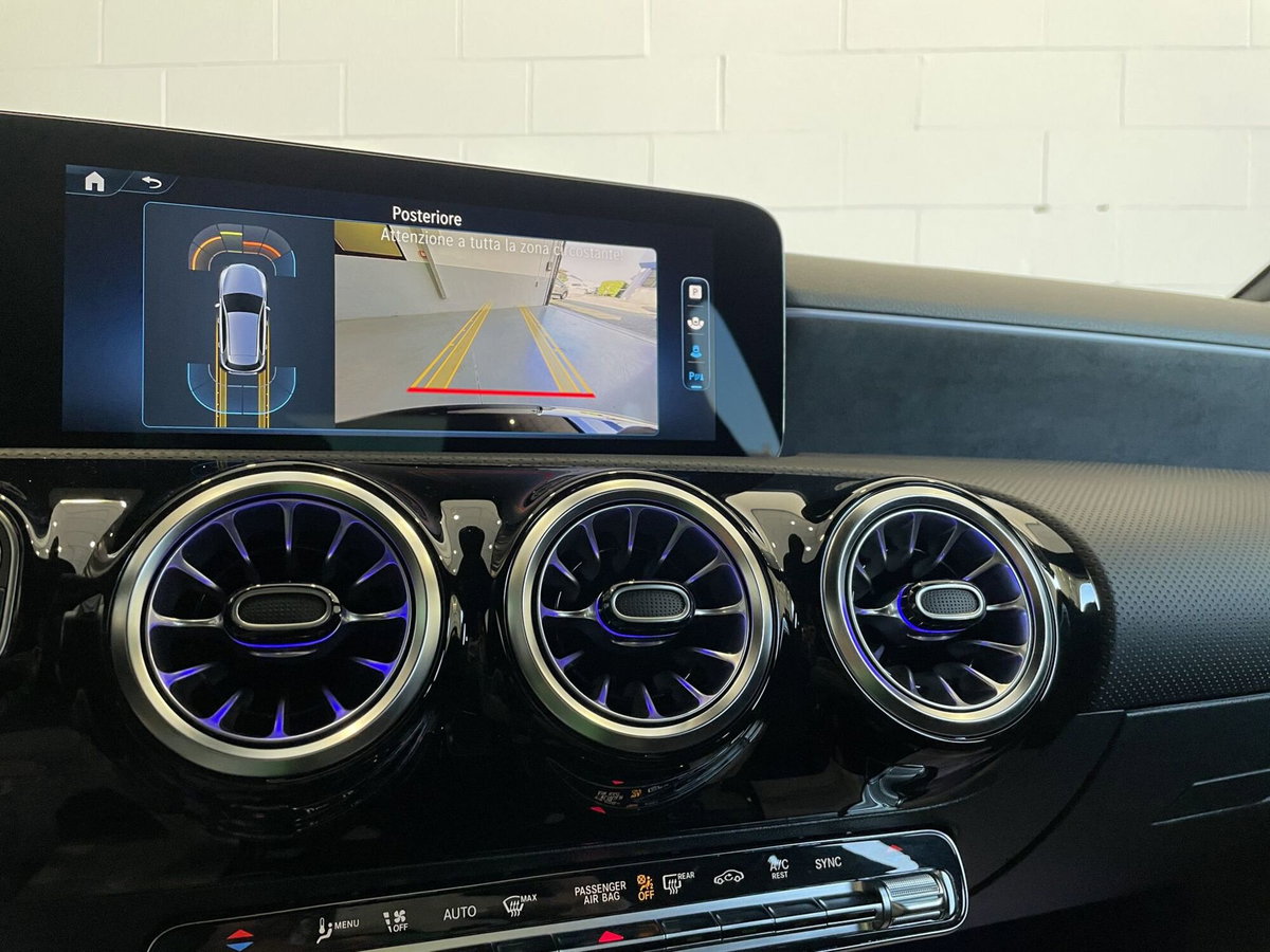 Mercedes-Benz Classe A 180 d Automatic Premium (14)