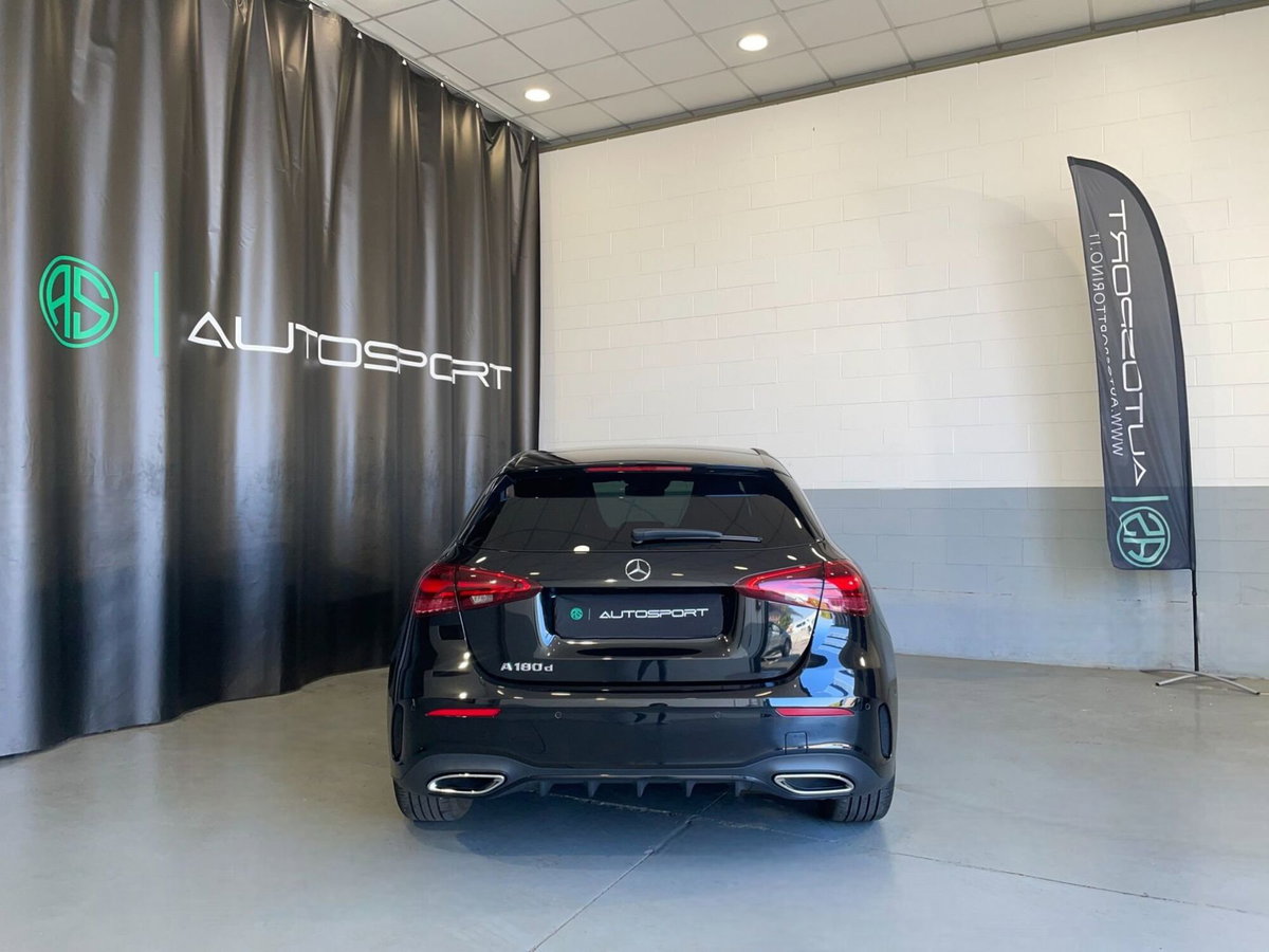 Mercedes-Benz Classe A 180 d Automatic Premium (4)