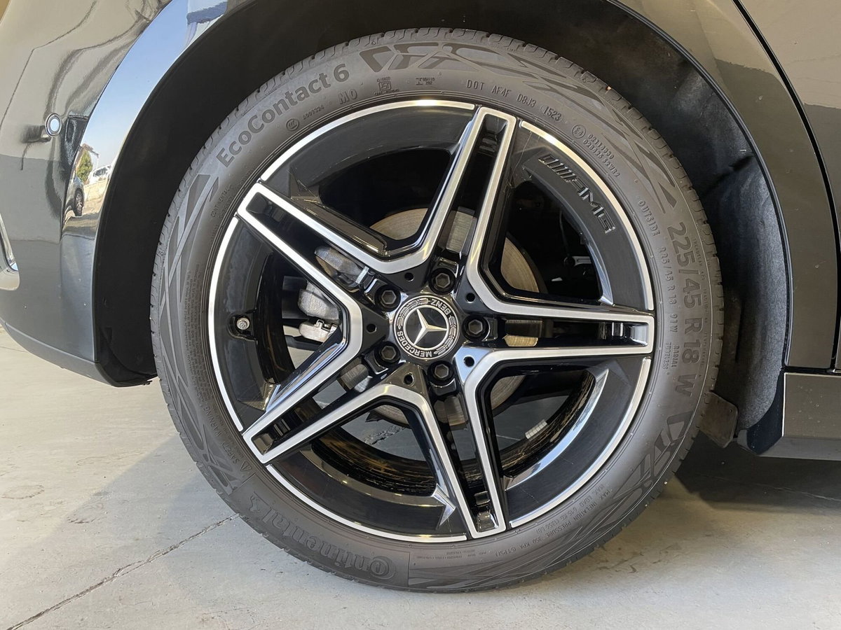 Mercedes-Benz Classe A 180 d Automatic Premium (8)