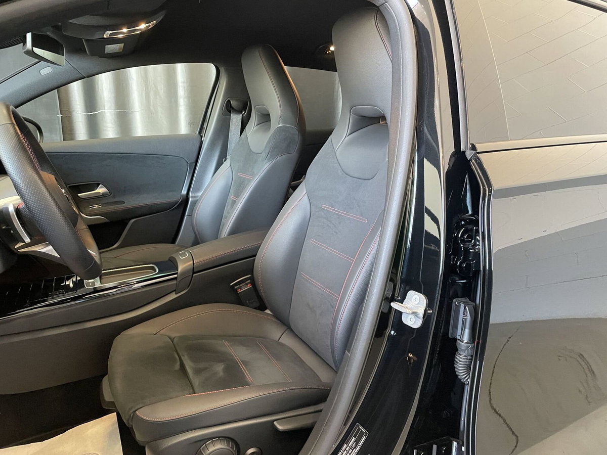 Mercedes-Benz Classe A 180 d Automatic Premium (9)