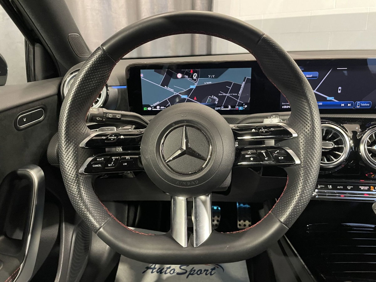 Mercedes-Benz Classe A 200 d Automatic Premium (11)