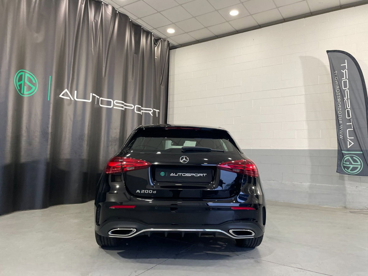 Mercedes-Benz Classe A 200 d Automatic Premium (5)