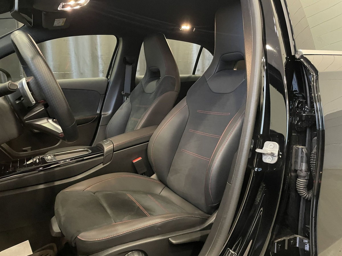 Mercedes-Benz Classe A 200 d Automatic Premium (9)