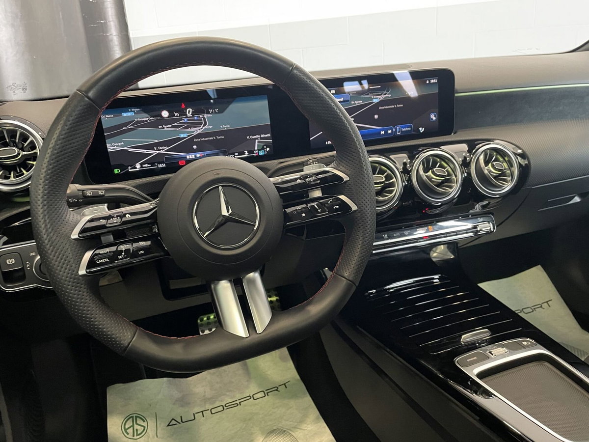 Mercedes-Benz Classe A 180 d Automatic Premium (12)