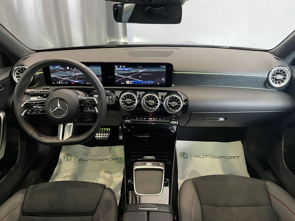 Mercedes-Benz Classe A 180 d Automatic Premium (13)