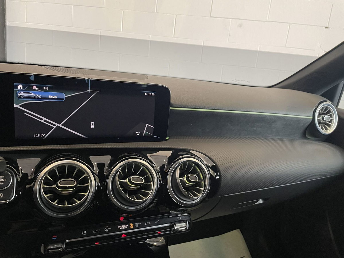 Mercedes-Benz Classe A 180 d Automatic Premium (16)