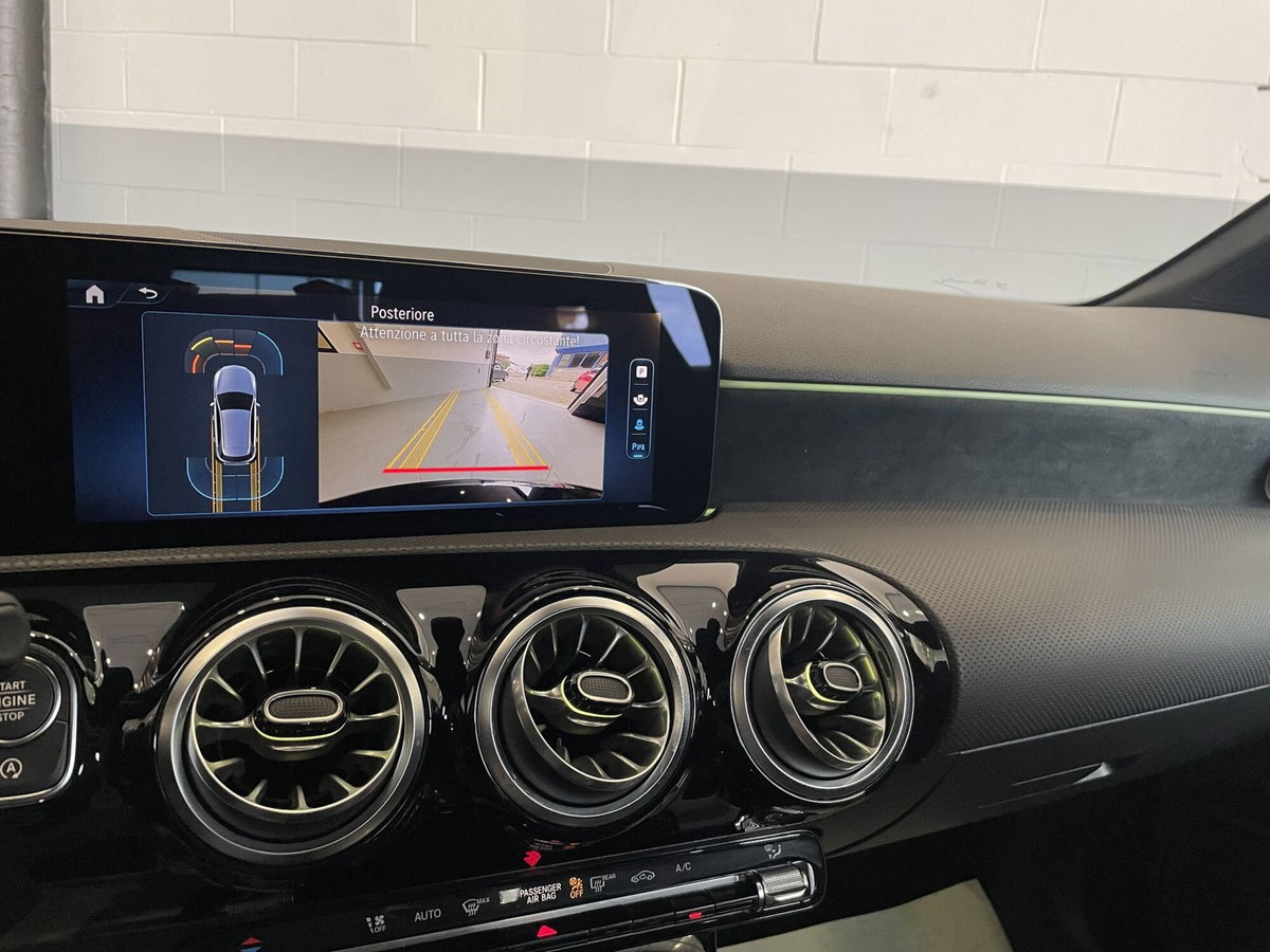 Mercedes-Benz Classe A 180 d Automatic Premium (17)