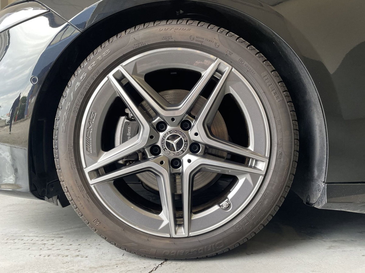 Mercedes-Benz Classe A 180 d Automatic Premium (8)