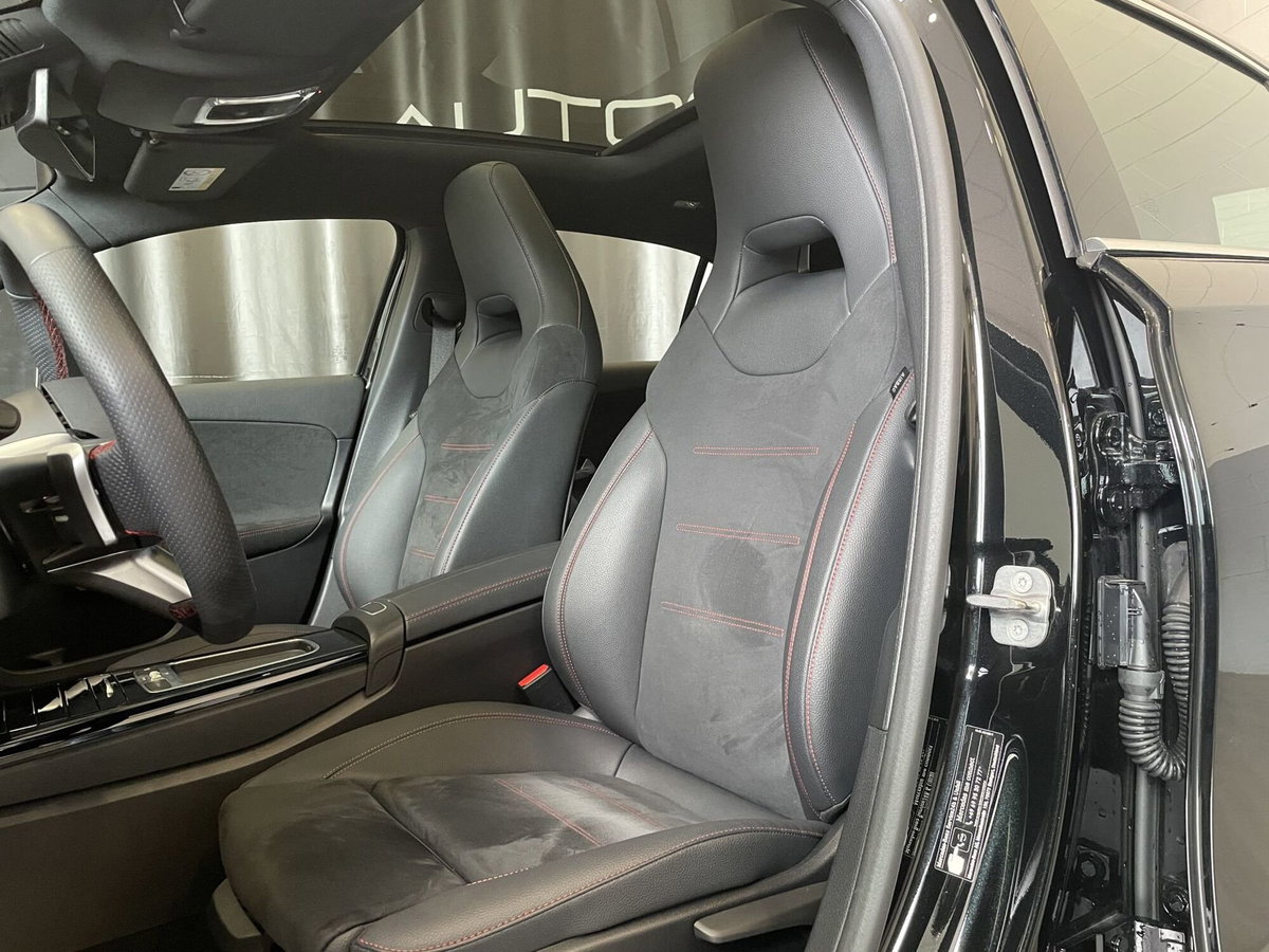Mercedes-Benz Classe A 180 d Automatic Premium (9)