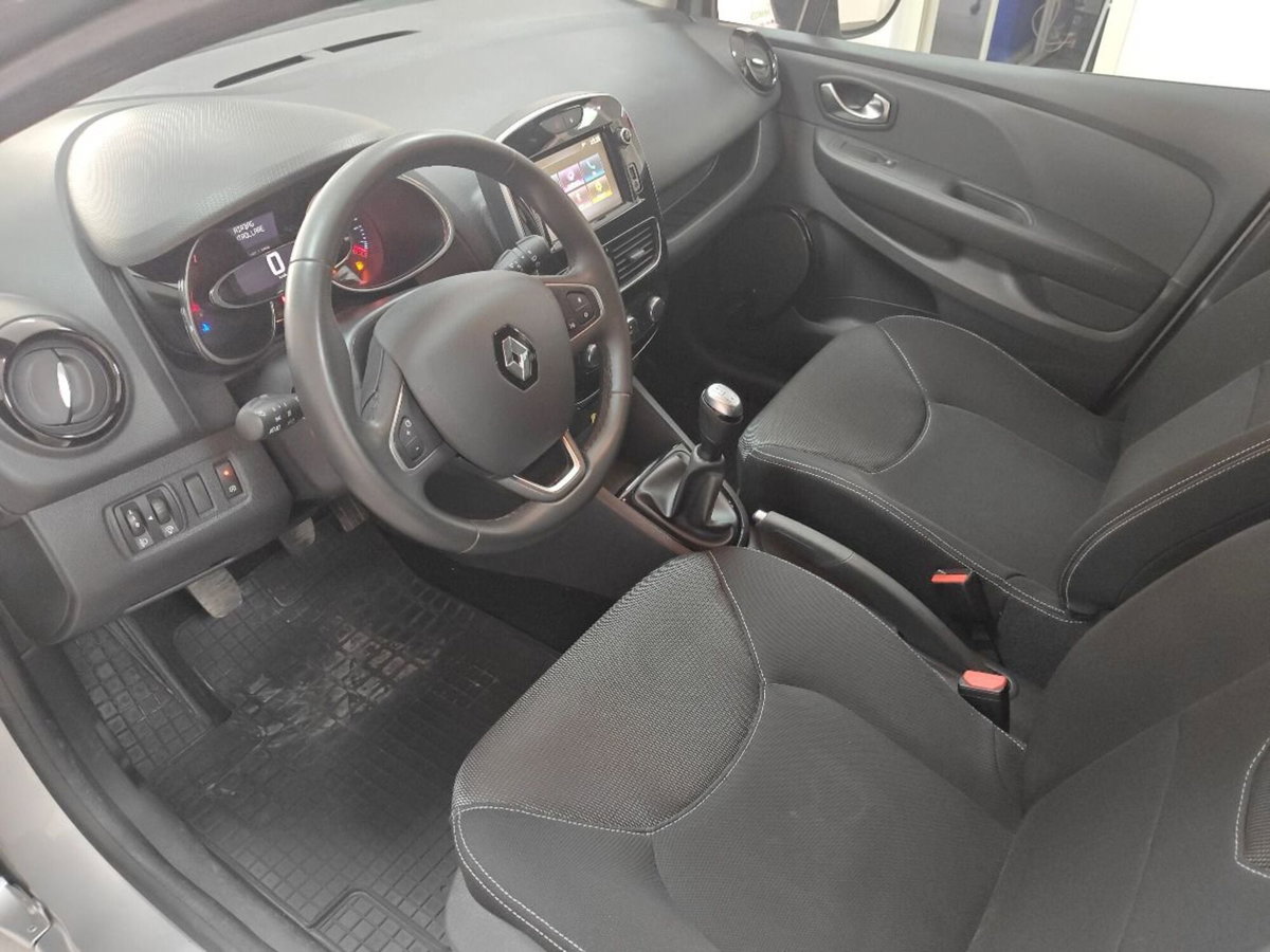 Renault Clio TCe 90 CV 5 porte Intens (17)