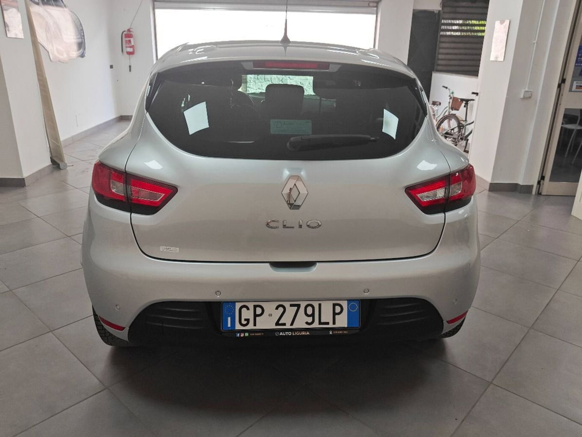 Renault Clio TCe 90 CV 5 porte Intens (4)