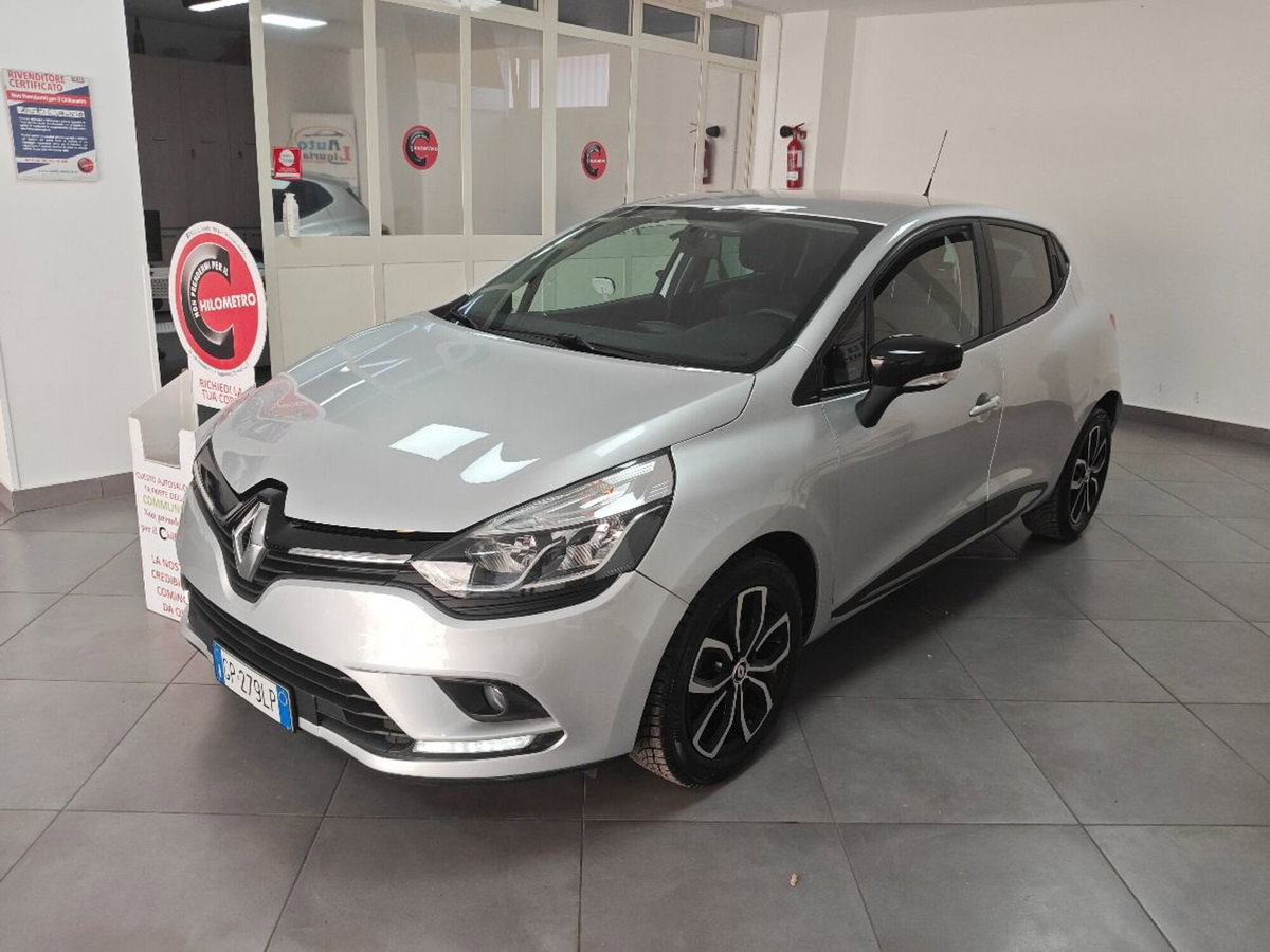 Renault Clio TCe 90 CV 5 porte Intens (8)