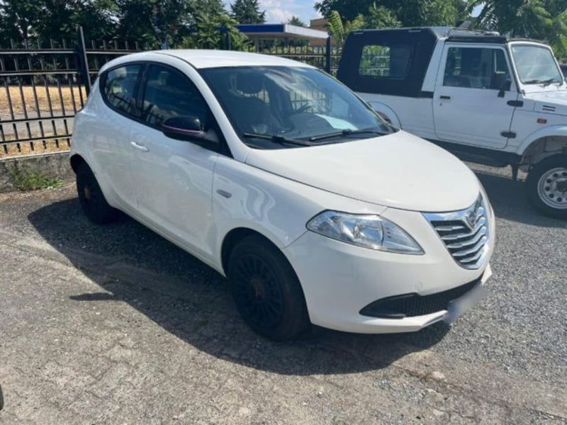 Lancia Ypsilon 1.3 MJT 16V 95 CV 5 porte S&S Elefantino