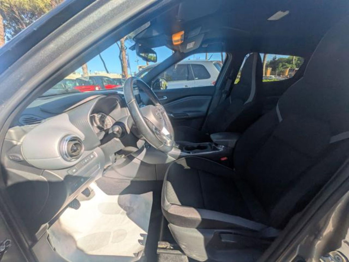 Nissan Juke 1.0 dig-t Acenta 114cv (10)