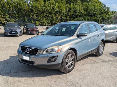 Volvo XC60 D5 AWD Kinetic usata