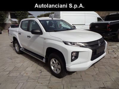 Mitsubishi L200 2.3 D Double Cab 4x4 Hurricane usato