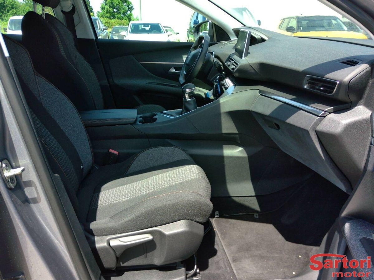 Peugeot 3008 BlueHDi 120 S&S BC Business (7)