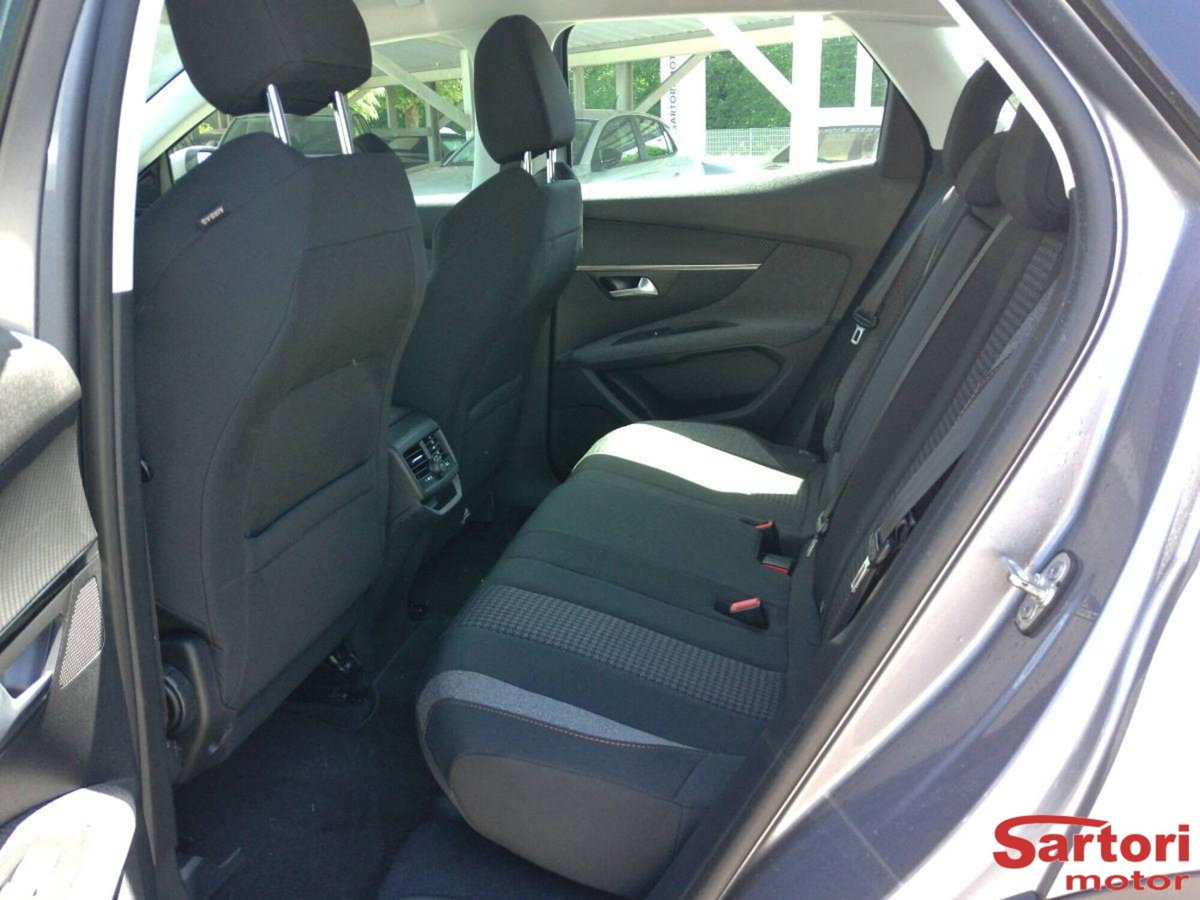 Peugeot 3008 BlueHDi 120 S&S BC Business (8)