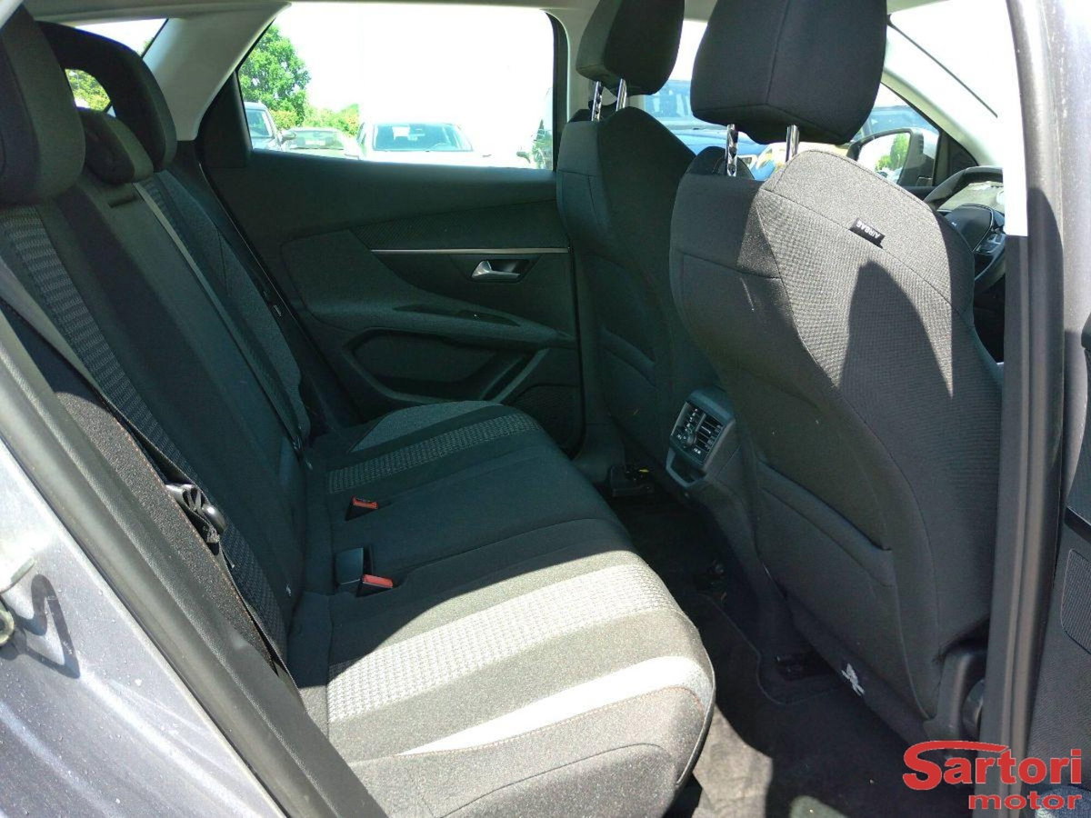 Peugeot 3008 BlueHDi 120 S&S BC Business (9)