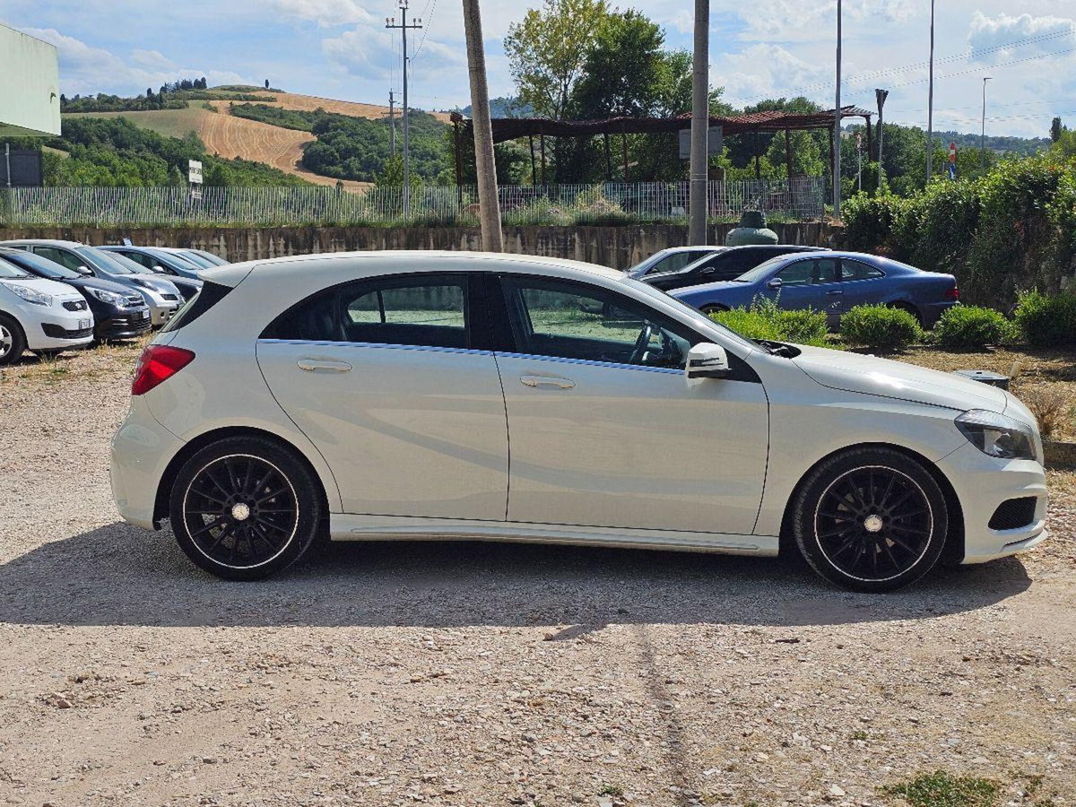Mercedes-Benz Classe A 180 CDI Automatic Premium (10)