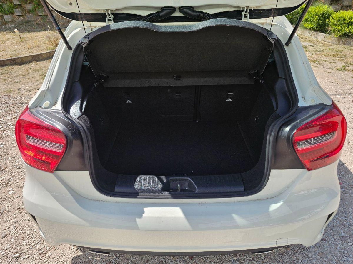 Mercedes-Benz Classe A 180 CDI Automatic Premium (13)