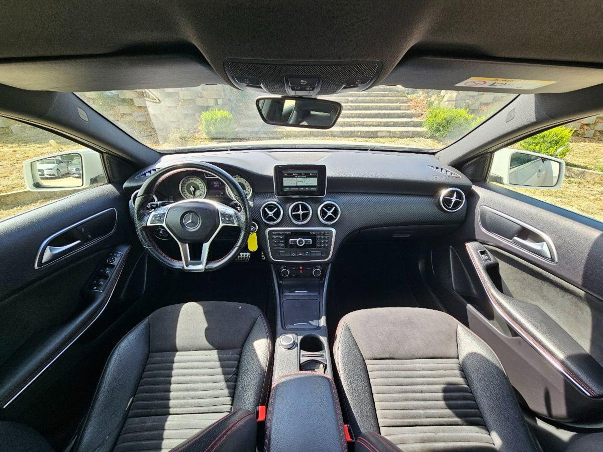 Mercedes-Benz Classe A 180 CDI Automatic Premium (14)