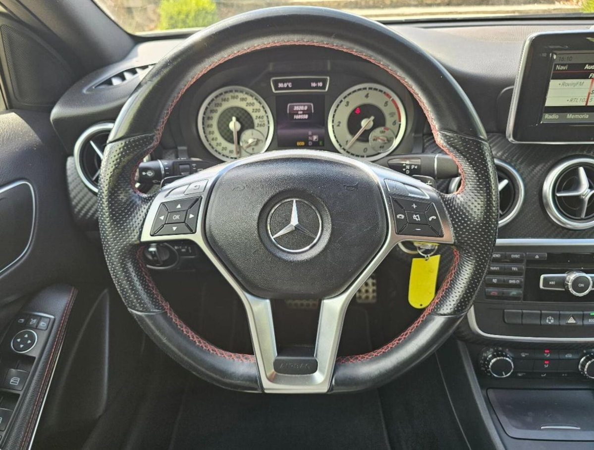 Mercedes-Benz Classe A 180 CDI Automatic Premium (17)