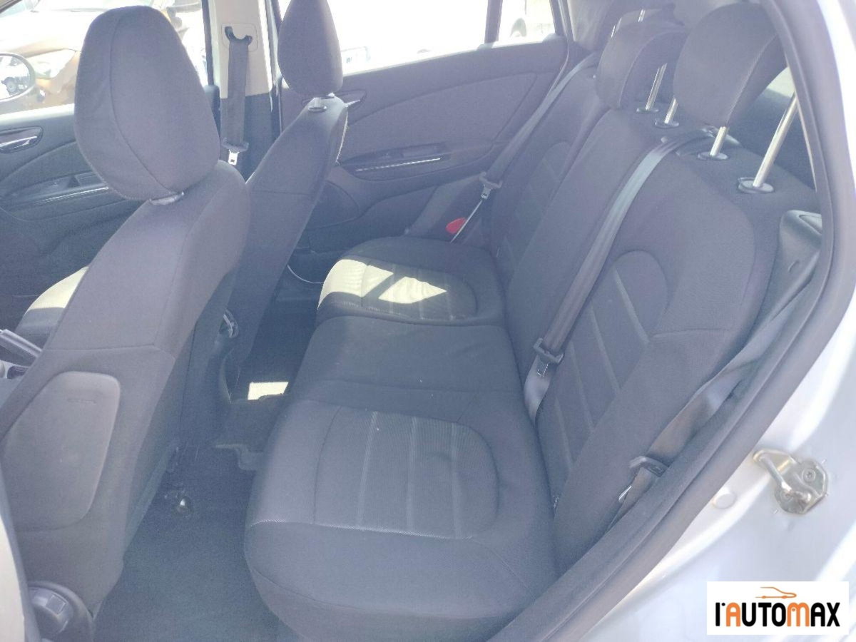Fiat Bravo 1.6 MJT 120 CV DPF Dynamic (12)