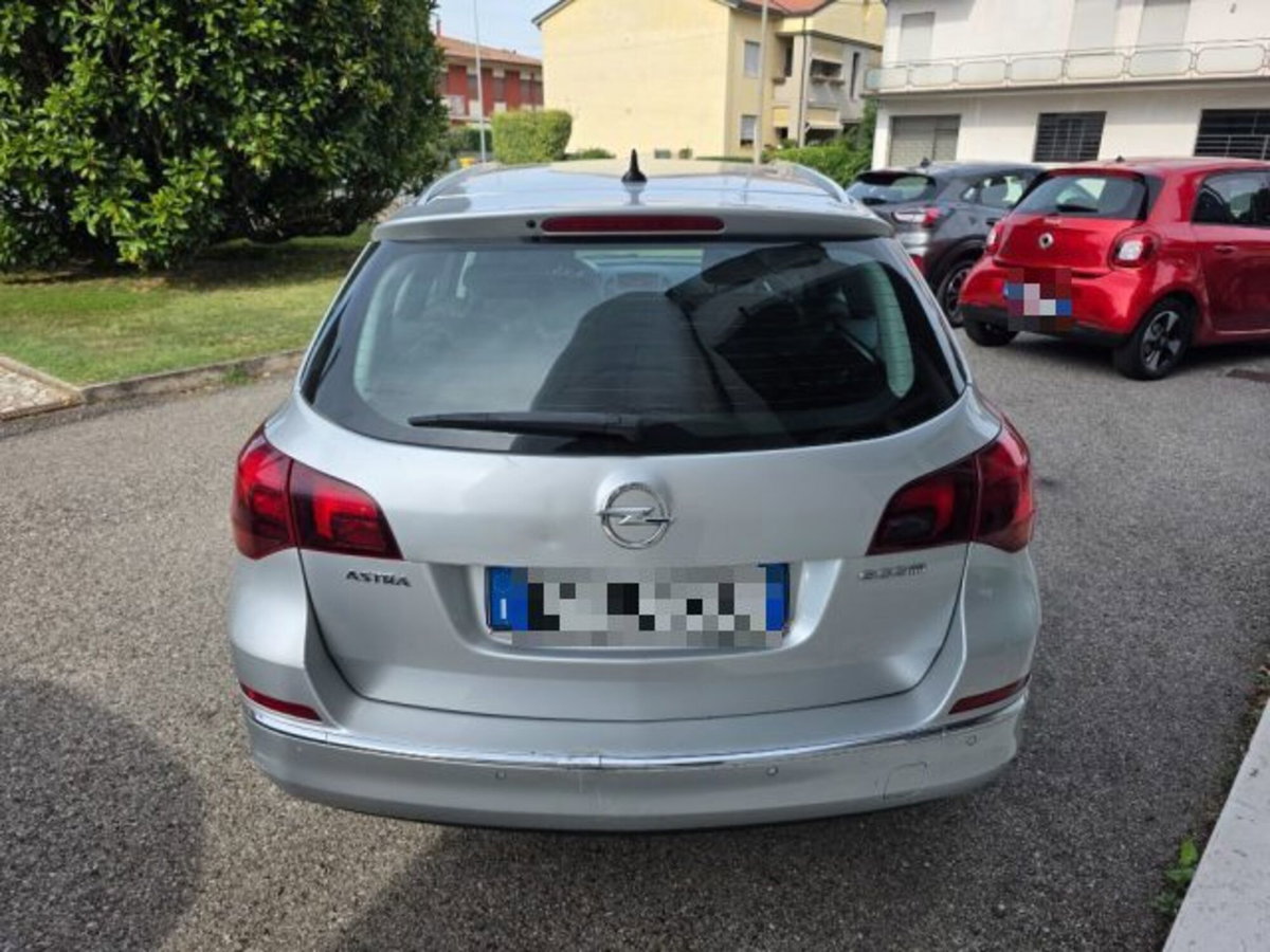 Opel Astra Station Wagon 1.6 CDTI EcoFLES&S Sports Cosmo (4)