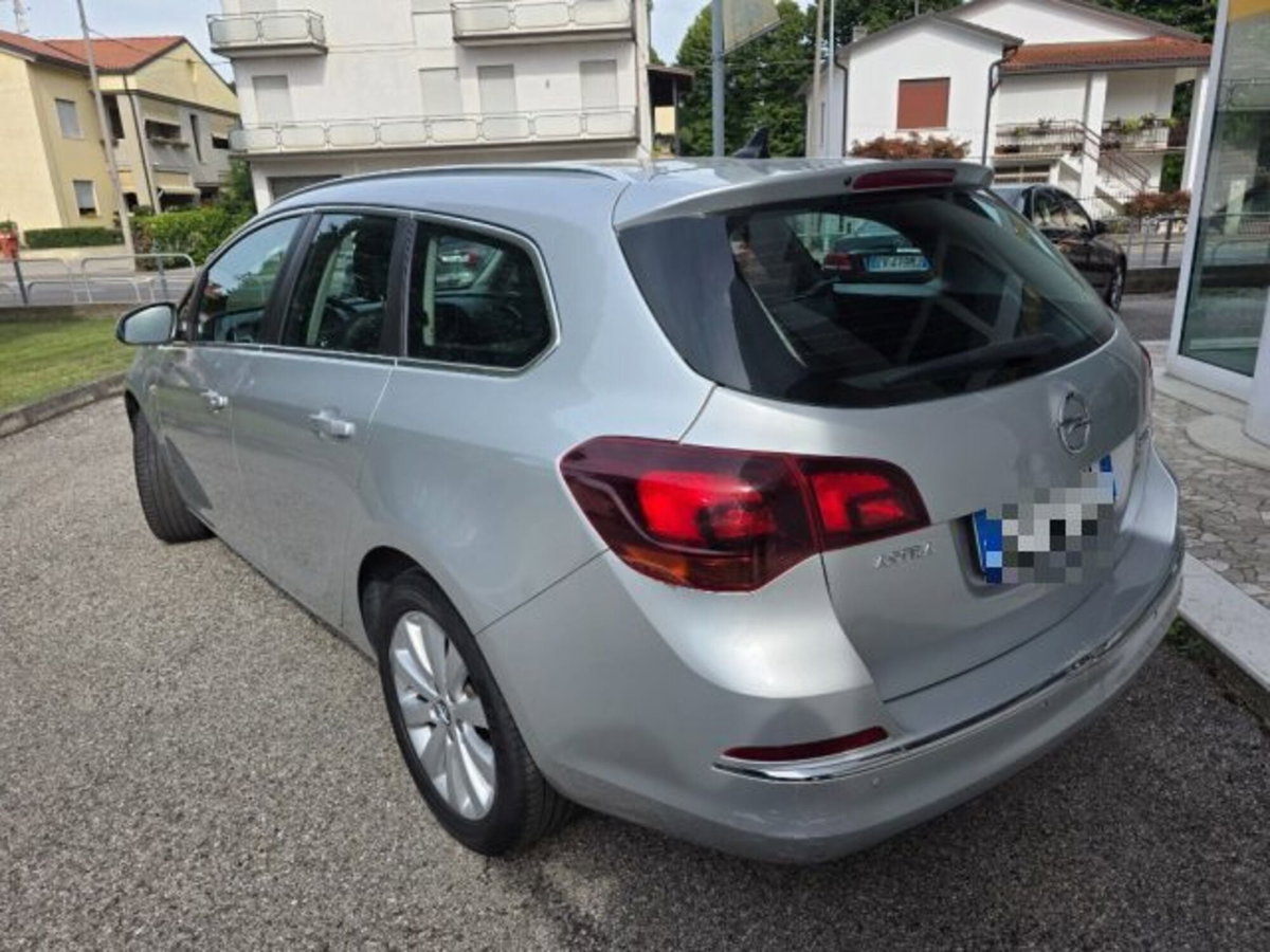 Opel Astra Station Wagon 1.6 CDTI EcoFLES&S Sports Cosmo (6)