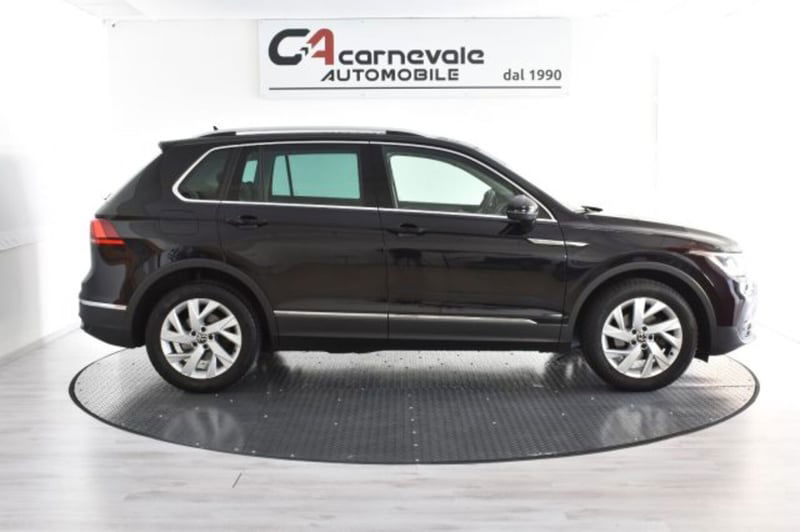 Volkswagen Tiguan 2.0 tdi R-Line 150cv dsg