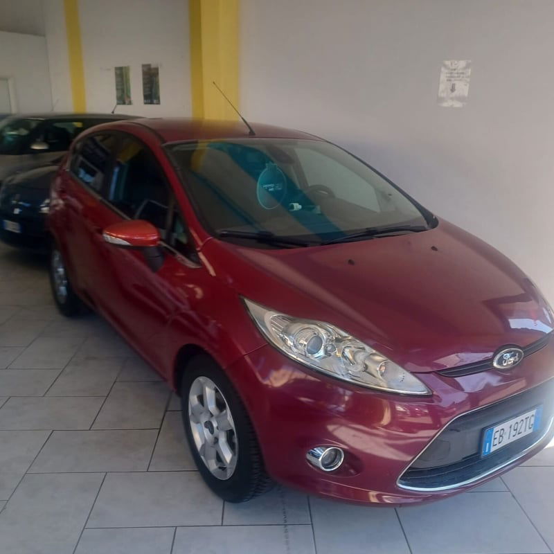 Ford Fiesta 1.2 82CV 5 porte