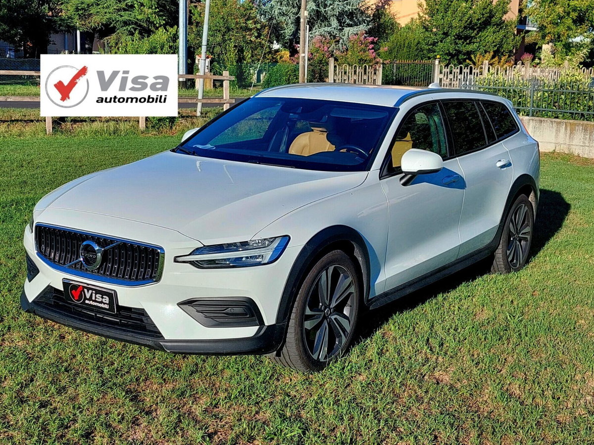 Volvo V60 Cross Country D4