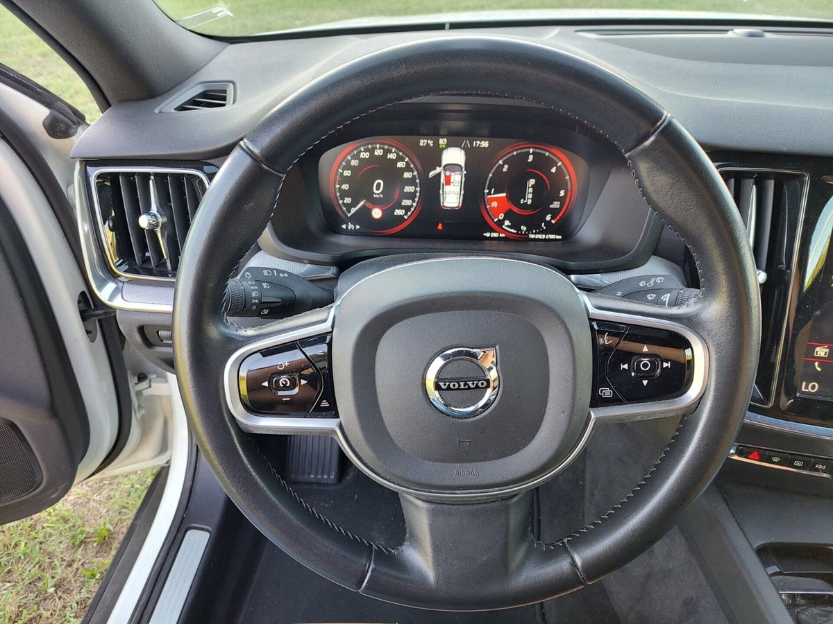 Volvo V60 Cross Country D4 (16)