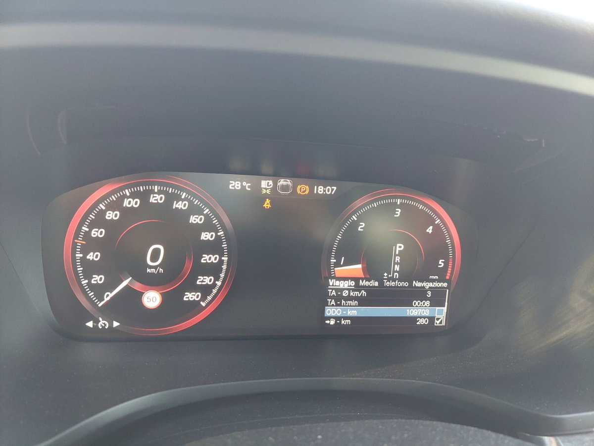 Volvo V60 Cross Country D4 (20)