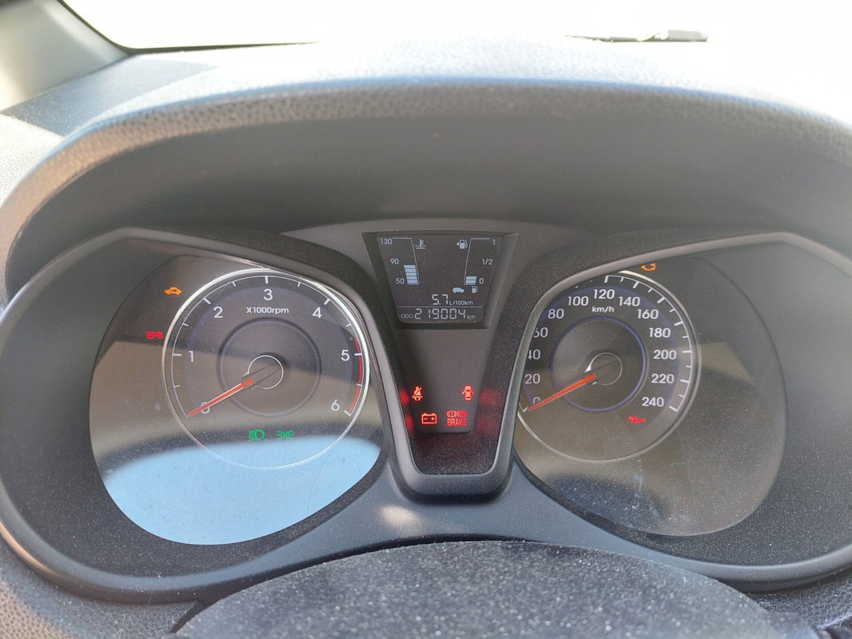 Hyundai ix20 1.4 CRDI 90 CV Style (14)