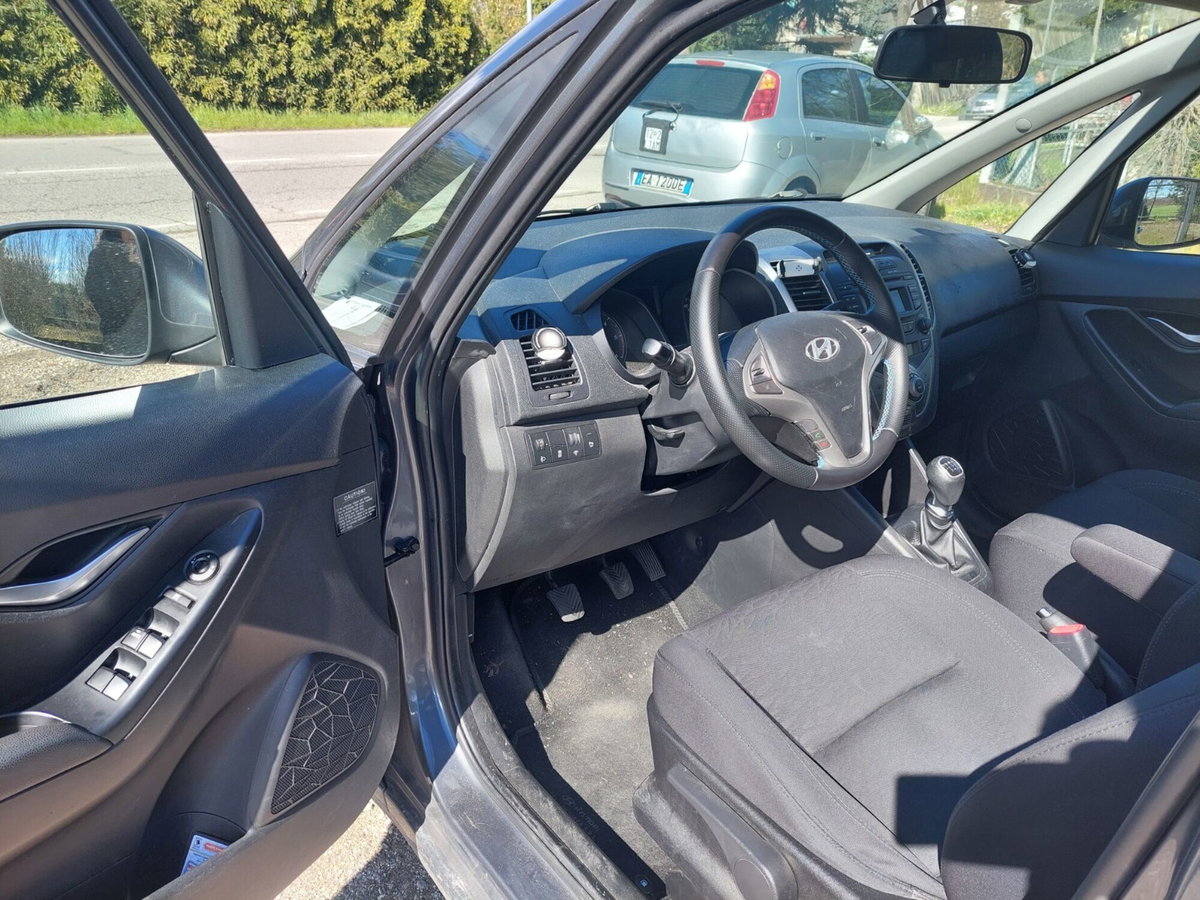 Hyundai ix20 1.4 CRDI 90 CV Style (7)