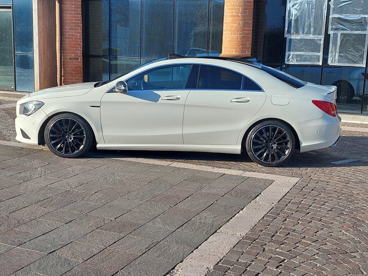 Mercedes-Benz CLA 220 CDI Automatic Premium (2)