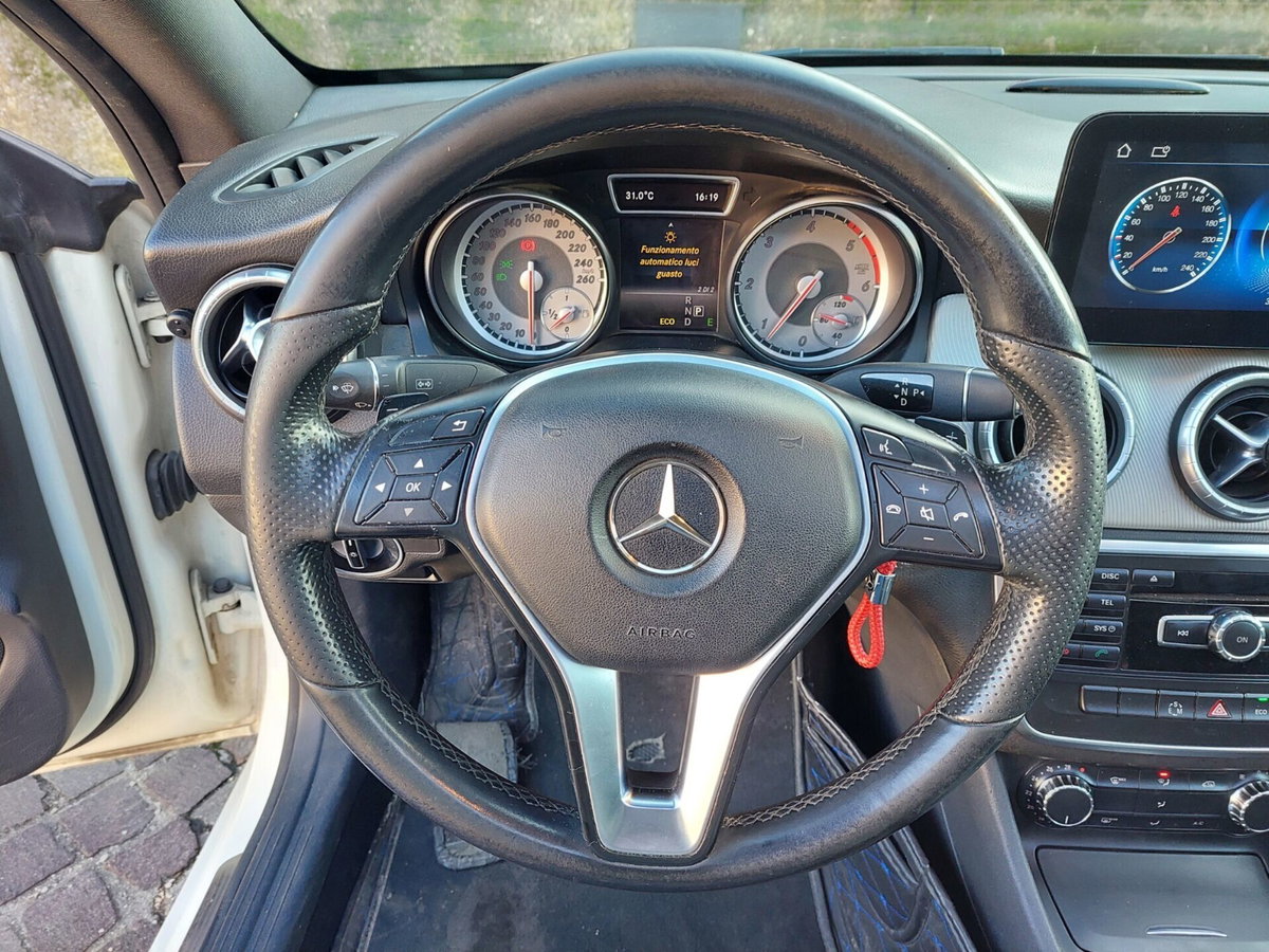 Mercedes-Benz CLA 220 CDI Automatic Premium (20)