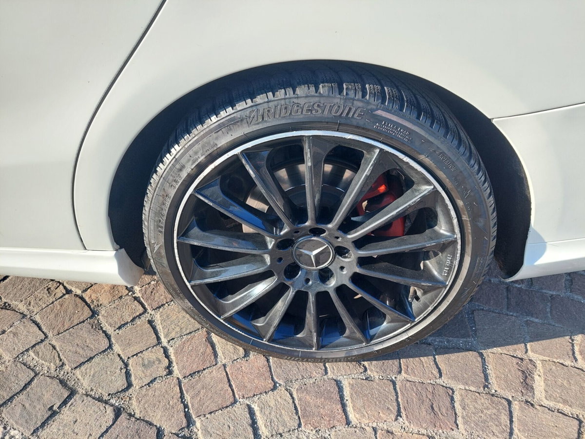 Mercedes-Benz CLA 220 CDI Automatic Premium (9)