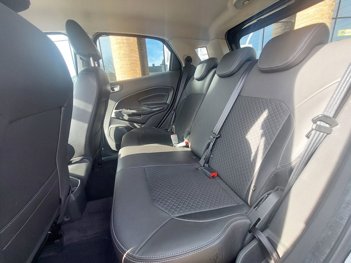 Ford EcoSport 1.5 TDCi 95 CV Titanium (10)