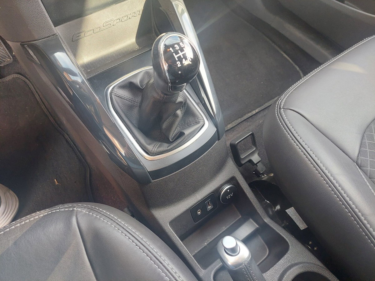 Ford EcoSport 1.5 TDCi 95 CV Titanium (17)