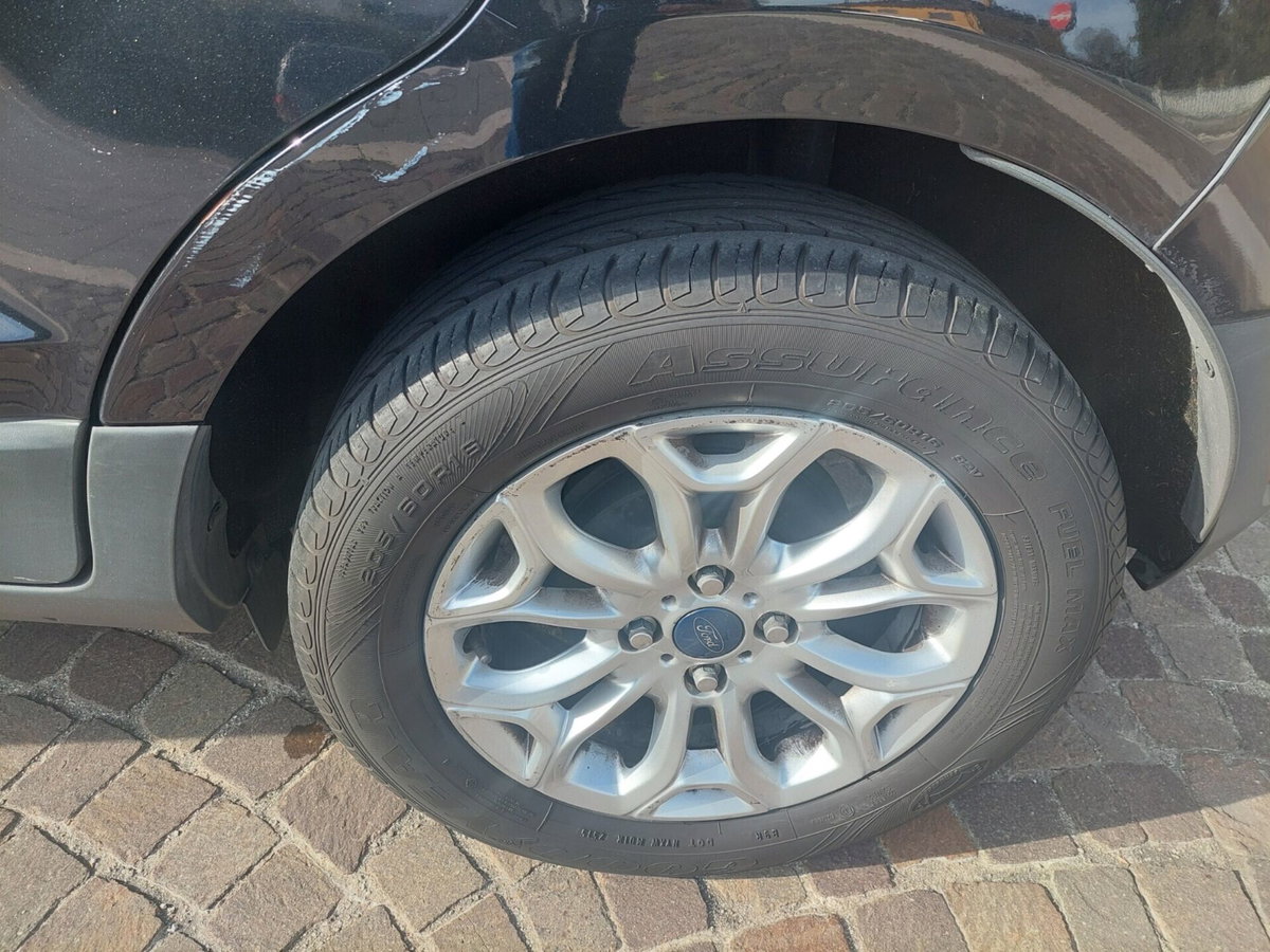 Ford EcoSport 1.5 TDCi 95 CV Titanium (7)