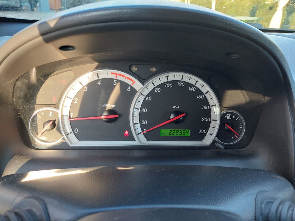 Chevrolet Captiva 2.0 VCDi LT (14)
