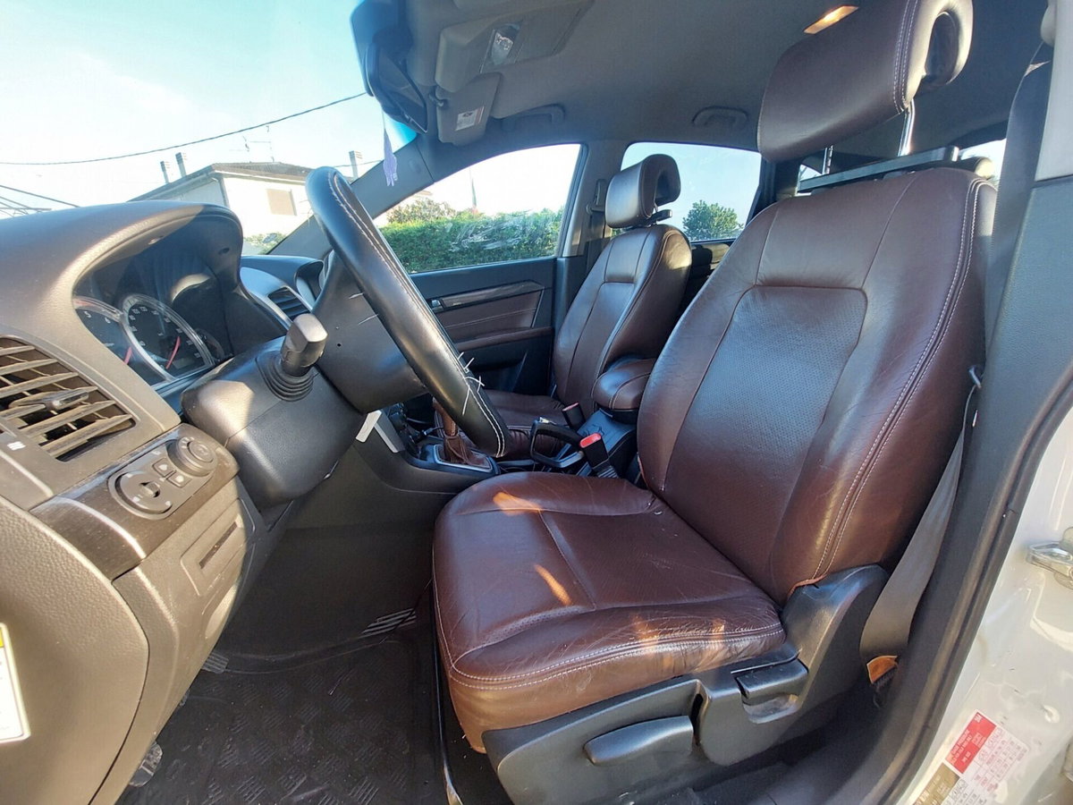Chevrolet Captiva 2.0 VCDi LT (8)