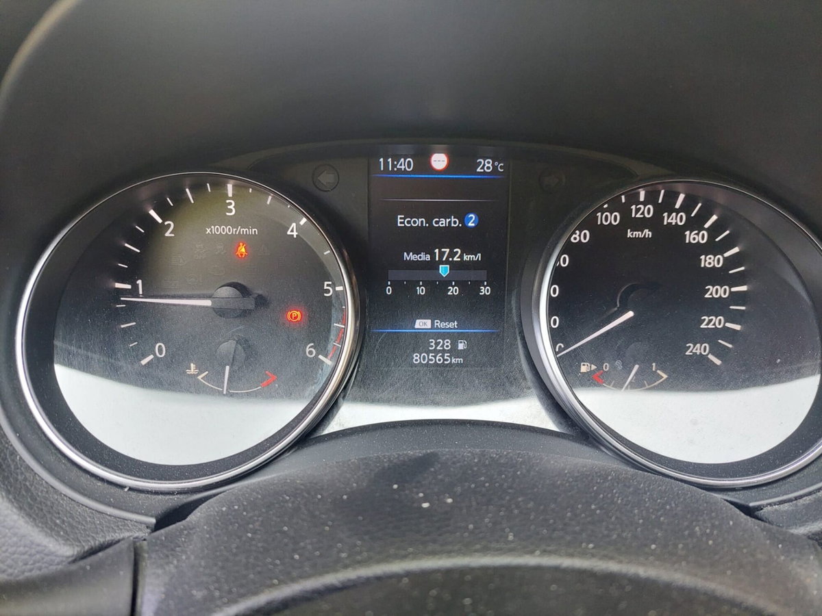 Nissan Qashqai 1.5 dCi 115 CV DCT N-Connecta (12)