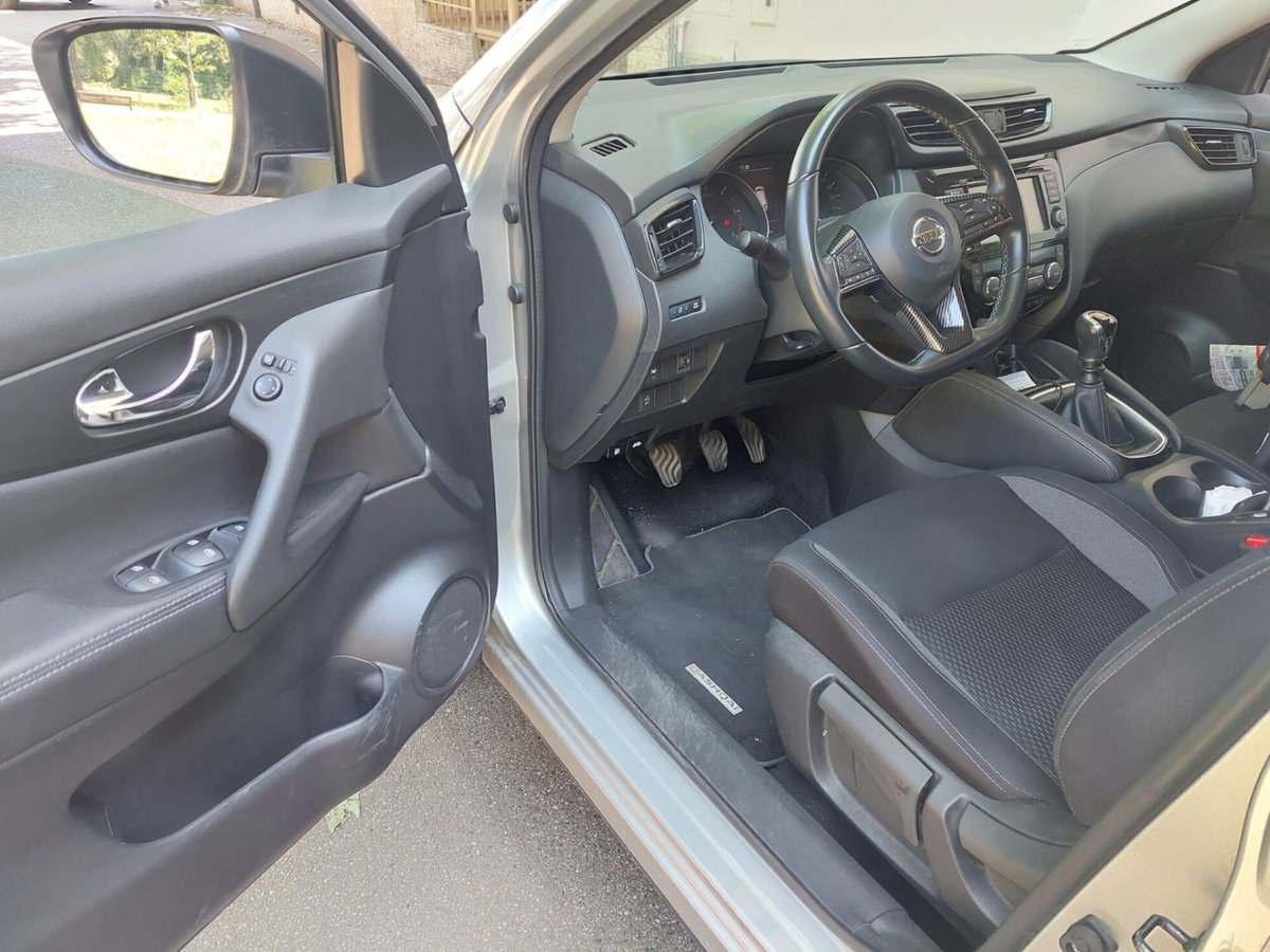 Nissan Qashqai 1.5 dCi 115 CV DCT N-Connecta (8)