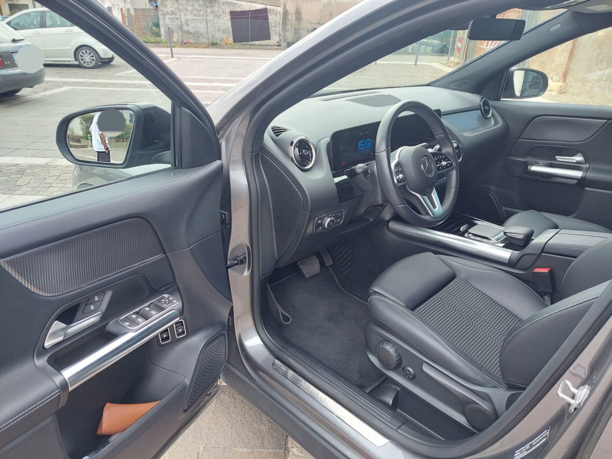 Mercedes-Benz GLA SUV 250 e EQ-Power Automatic Sport (10)