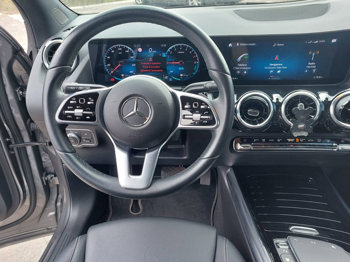 Mercedes-Benz GLA SUV 250 e EQ-Power Automatic Sport (13)