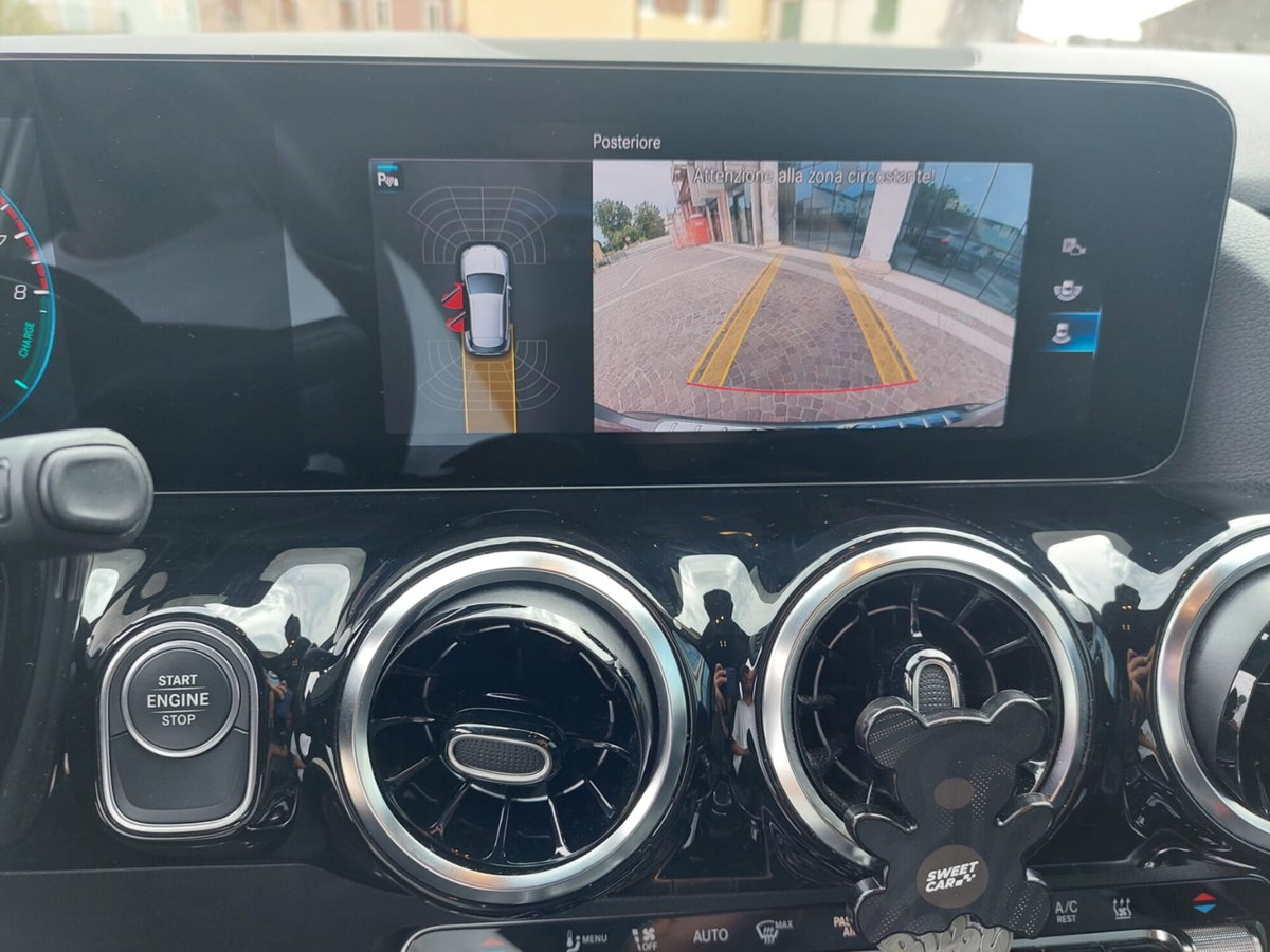 Mercedes-Benz GLA SUV 250 e EQ-Power Automatic Sport (15)